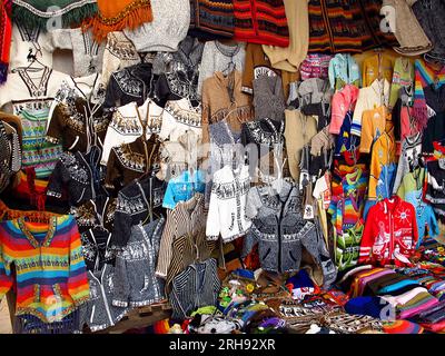 Mercato locale nella città di Pisco in Perù Foto Stock