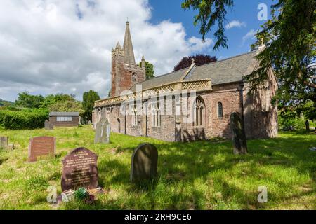 La chiesa di St Bartholomew nel villaggio di Ubley nella Chew Valley, Bath e North East Somerset, Inghilterra. Foto Stock