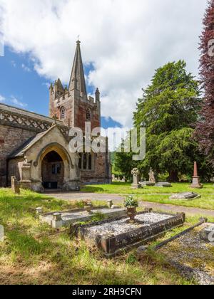 La chiesa di St Bartholomew nel villaggio di Ubley nella Chew Valley, Bath e North East Somerset, Inghilterra. Foto Stock