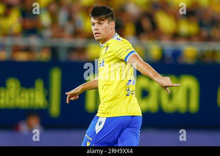 Cadice, Spagna. 14 agosto 2023. Jorge Mere di Cadice durante la partita di la Liga tra Cadiz CF e Deportivo Alaves giocata al Nuevo Mirandilla Stadium il 14 agosto a Cadice, in Spagna. (Foto di Antonio Pozo/PRESSINPHOTO) crediti: PRESSINPHOTO SPORTS AGENCY/Alamy Live News Foto Stock