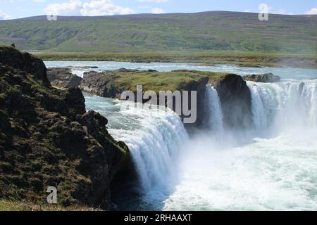 Cascata di Godafoss, nr Akureyri, Islanda. Luglio 2023 Foto Stock