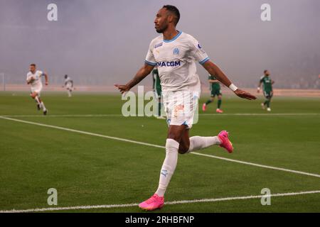 Marsiglia, 15 agosto 2023. Pierre-Emerick Aubameyang dell'Olympique De Marseille festeggia dopo aver segnato per dare alla squadra un vantaggio di 1-0 durante il secondo turno di qualificazione della UEFA Champions League allo Stade de Marseille, Marsiglia. Il credito fotografico dovrebbe leggere: Jonathan Moscrop/Sportimage Credit: Sportimage Ltd/Alamy Live News Foto Stock