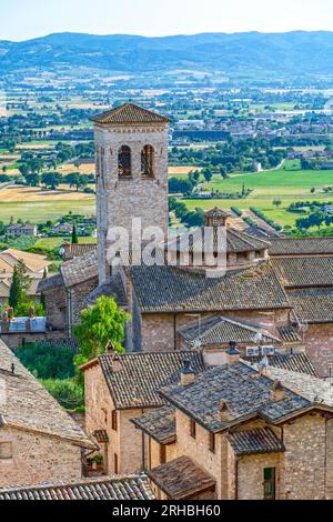 Assisi, Umbria, Italia - Abbazia di San Pietro Foto Stock