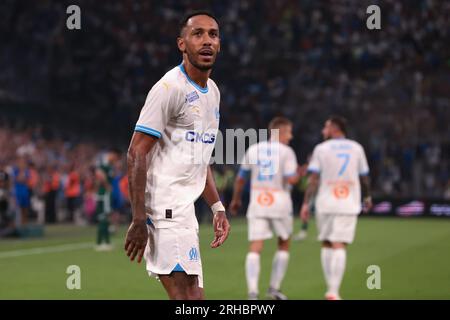 Marsiglia, 15 agosto 2023. Pierre-Emerick Aubameyang dell'Olympique De Marseille festeggia dopo aver segnato il suo secondo gol per dare alla squadra un vantaggio di 2-0 durante il terzo turno di qualificazione della UEFA Champions League 2nd Leg Match allo Stade de Marseille, Marseille. Il credito fotografico dovrebbe leggere: Jonathan Moscrop/Sportimage Credit: Sportimage Ltd/Alamy Live News Foto Stock