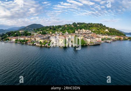 Isola di San Giulio sul Lago d'Orta, Novara, Piemonte, Italia Foto Stock