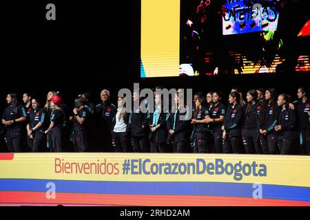 Bogotà, Colombia. 3 gennaio 2014. Giocatori della nazionale colombiana durante l'evento di benvenuto della nazionale colombiana di calcio femminile dopo la Coppa del mondo femminile australiana e neozelandese tenutasi a Bogotà, in Colombia, il 15 agosto 2023. Foto di: Chepa Beltran/Long Visual Press Credit: Long Visual Press/Alamy Live News Foto Stock