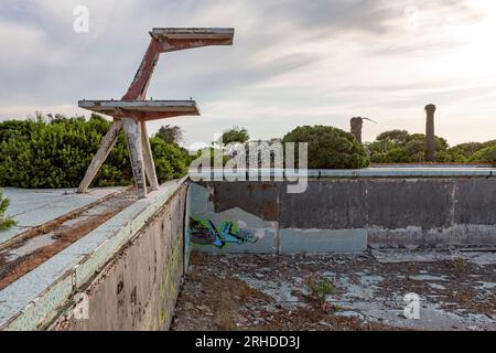 Le rovine della Casa al Mare Francesco Sartori, rifugio per le famiglie dei lavoratori delle vicine miniere di Montevecchio e Ingurtosu. Foto Stock