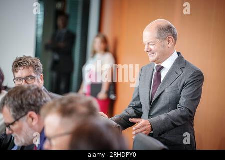 Berlino, Germania. 16 agosto 2023. Il Cancelliere Olaf Scholz (SPD) partecipa alla riunione del Gabinetto federale. Crediti: Kay Nietfeld/dpa/Alamy Live News Foto Stock