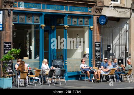 Esterno del Printworks Coffee Cafe in Constitution Street a Leith, Edimburgo, Scozia, Regno Unito Foto Stock