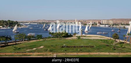 Felucca sul Nilo ad Assuan in Egitto Foto Stock