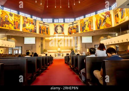 La Cattedrale di nostra Signora d'Arabia. Cattedrale cattolica di Awali, Bahrain. Serve come sede del Vicario Apostolico dell'Arabia settentrionale. Foto Stock