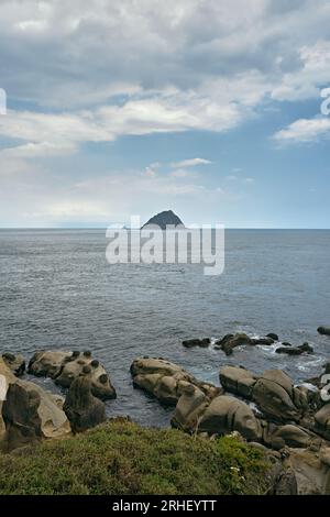 Il paesaggio della roccia costiera all'Heping Island Park nella città di Keelung, Taiwan Foto Stock