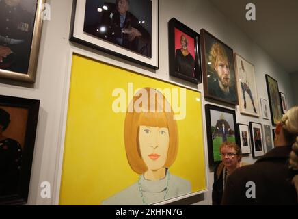 All'interno della National Portrait Gallery, recentemente rinnovata e riaperta, a Londra, Regno Unito Foto Stock