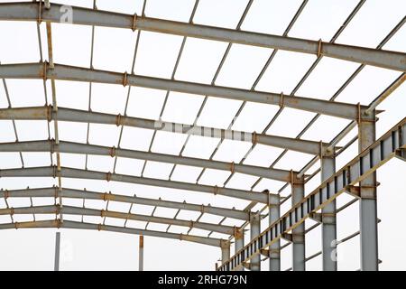 primo piano della struttura in acciaio in una fabbrica Foto Stock