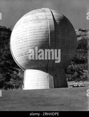 Bhabha Atomic Research Centre, BARC, in costruzione, impianto di ricerca nucleare, Trombay, Bombay, Mumbai, Maharashtra, India, anni '1950, vecchia immagine anni '1900 Foto Stock