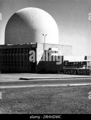 Bhabha Atomic Research Centre, BARC, in costruzione, impianto di ricerca nucleare, Trombay, Bombay, Mumbai, Maharashtra, India, anni '1950, vecchia immagine anni '1900 Foto Stock