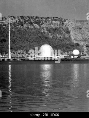 Bhabha Atomic Research Centre, BARC, in costruzione, impianto di ricerca nucleare, Trombay, Bombay, Mumbai, Maharashtra, India, anni '1950, vecchia immagine anni '1900 Foto Stock