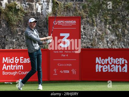 Tom McKibbin inizia il terzo giorno del primo giorno dell'ISPS HANDA World Invitational al Galgorm Castle Golf Club nella contea di Antrim, Irlanda del Nord. Data foto: Giovedì 17 agosto 2023. Foto Stock