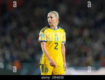 15 agosto 2023: Jonna Andersson (Svezia) guarda durante una partita della semifinale della Coppa del mondo femminile FIFA, Spagna contro Svezia, a Eden Park, Auckland, nuova Zelanda. Kim Price/CSM Foto Stock