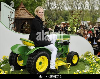 Zara Tindall, RHS Chelsea Flower Show, Press and VIP Preview Day, Royal Hospital, Chelsea, Londra, Regno Unito Foto Stock