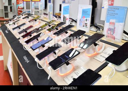 Mosca, Russia - 14 agosto. 2023. Telefono Samsung Galaxy A in Shop Mvideo Foto Stock