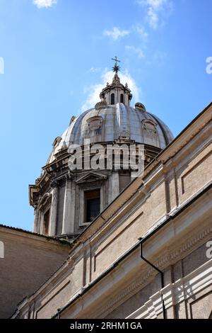 Roma, Italia via e dettagli dell'edificio Foto Stock