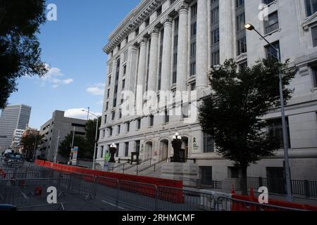 Atlanta, Georgia. 17 agosto 2023. Tribunale della contea di Fulton. L'ex presidente Donald Trump è stato incriminato da un Grand jury. Solo per uso editoriale. Foto Stock