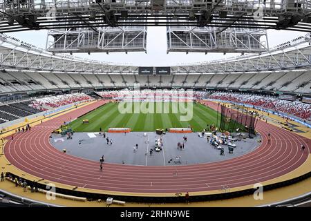 Budapest, Ungheria. 18 agosto 2023. L'immagine mostra una visione generale dell'arena del Centro Nazionale di atletica leggera, durante i preparativi per i Campionati mondiali di atletica leggera di Budapest, in Ungheria, venerdì 18 agosto 2023. I Mondi si svolgeranno dal 19 al 27 agosto 2023. BELGA PHOTO ERIC LALMAND Credit: Belga News Agency/Alamy Live News Foto Stock