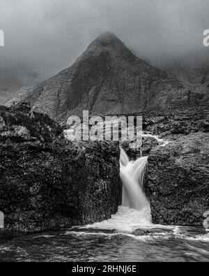 Pool di Fairy, Isola di Skye in Scozia Foto Stock