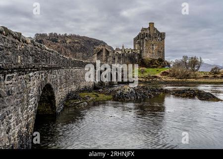 Eilean Dolan Castle, Dornie di Kyle di Lochalsh, Scozia Foto Stock