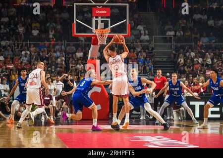 RIGA, LETTONIA. 16 agosto 2023. Partita amichevole della Nazionale di basket maschile della Lettonia contro la Nazionale di basket maschile della Finlandia prima della COPPA DEL MONDO DI PALLACANESTRO FIBA 2023. Foto Stock