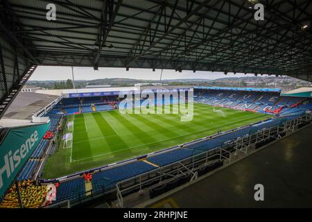 Leeds, Regno Unito. 18 agosto 2023. Una vista generale all'interno dello Stadio Elland Road davanti alla partita del campionato Sky Bet Leeds United vs West Bromwich Albion a Elland Road, Leeds, Regno Unito, 18 agosto 2023 (foto di James Heaton/News Images) a Leeds, Regno Unito il 18/8/2023. (Foto di James Heaton/News Images/Sipa USA) credito: SIPA USA/Alamy Live News Foto Stock