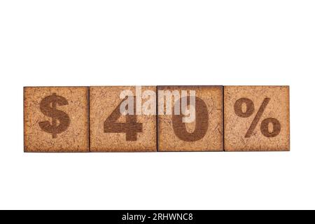 Numero e cartelli su piastrelle quadrate in legno su sfondo bianco; Dollar Sign, Forty e Percentage Sign. Foto Stock