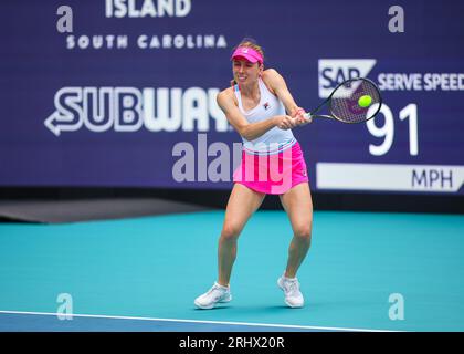 E.Alexandova in azione - Florida, USA, Miami Open Tennis, marzo 2023, Hard Rock Stadium, foto: Chris Arjoon/Credit Foto Stock