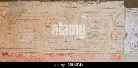 Egitto, Saqqara, tomba di Horemheb, parte settentrionale del muro orientale del cortile interno, riti funerari. Foto Stock