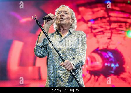 Ian Gillan dei Deep Purple si esibisce dal vivo nel 2023 Foto Stock