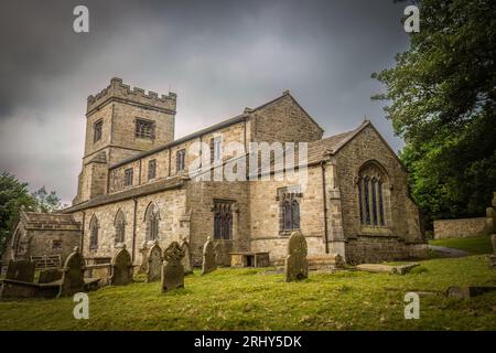 17.08.2023 Cracoe, Whafedale, North Yorkshire, Regno Unito. St Peters tra Ryestone e Cracoe a Wharfedale, North Yorkshire Foto Stock