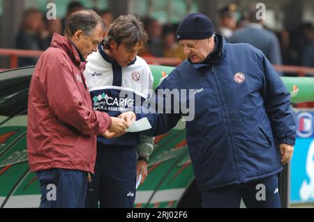 Milano Italia 2006-04-30 : Carlo Mazzone, allenatore Livorno, durante la partita AC Milan - AS Livorno Foto Stock