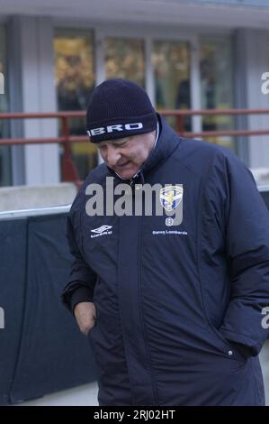 Milano Italia 2002-12-01 : Carlo Mazzone, allenatore di Brescia, durante la partita FC Inter-FC Brescia Foto Stock