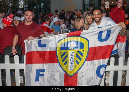 I tifosi arrivano durante la partita finale della Coppa del mondo femminile FIFA 2023 Spain Women vs England Women allo Stadium Australia, Sydney, Australia, 20 agosto 2023 (foto di Patrick Hoelscher/News Images) Foto Stock