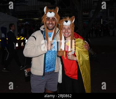 I tifosi arrivano durante la partita finale della Coppa del mondo femminile FIFA 2023 Spain Women vs England Women allo Stadium Australia, Sydney, Australia, 20 agosto 2023 (foto di Patrick Hoelscher/News Images) Foto Stock