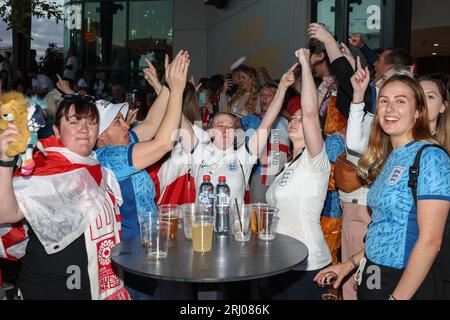 I tifosi arrivano durante la partita finale della Coppa del mondo femminile FIFA 2023 Spain Women vs England Women allo Stadium Australia, Sydney, Australia, 20 agosto 2023 (foto di Patrick Hoelscher/News Images) Foto Stock