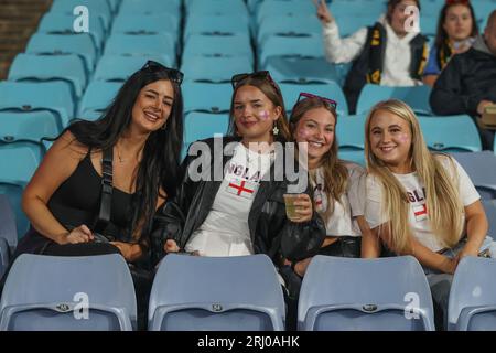 I tifosi arrivano durante la partita finale della Coppa del mondo femminile FIFA 2023 Spagna donne contro Inghilterra donne allo stadio Australia, Sydney, Australia. 20 agosto 2023. (Foto di Patrick Hoelscher/News Images) a Sydney, Australia il 20/8/2023. (Foto di Patrick Hoelscher/News Images/Sipa USA) credito: SIPA USA/Alamy Live News Foto Stock