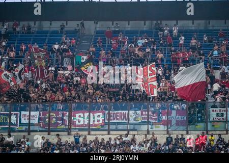 Milano, Italia. 19 agosto 2023. Tifosi dell'AC Monza, durante l'FC Internazionale contro l'AC Monza, serie A, allo Stadio Giuseppe Meazza. Credito: Alessio Morgese / Emage Foto Stock