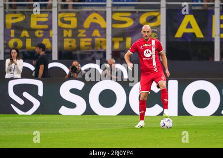 Milano, Italia. 19 agosto 2023. Luca Caldirola (#5 AC Monza), durante l'FC Internazionale contro l'AC Monza, serie A, allo Stadio Giuseppe Meazza. Credito: Alessio Morgese / Emage Foto Stock