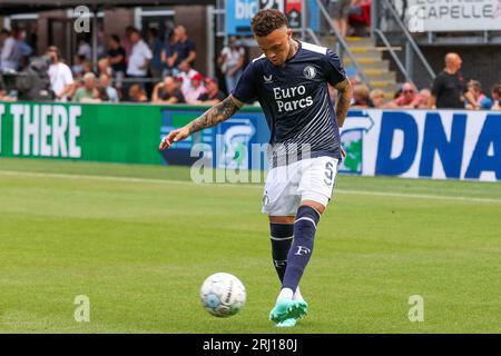 Rotterdam, Paesi Bassi. 20 agosto 2023. ROTTERDAM, PAESI BASSI - 20 AGOSTO: Riscaldamento di Quilindschy Hartman di Feyenoord durante l'Eredivisie match olandese tra Sparta Rotterdam e Feyenoord allo Sparta-stadion Het Kasteel il 20 agosto 2023 a Rotterdam, Paesi Bassi. (Foto di Hans van der Valk/Orange Pictures) credito: Orange Pics BV/Alamy Live News Foto Stock