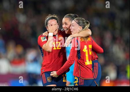 20 agosto 2023: Oihane Hernandez (Spagna) ed Eva Navarro (Spagna) celebrano il post-partita durante una finale della Coppa del mondo femminile FIFA, Spagna contro Inghilterra, allo Stadio Olimpico di Sydney, Australia. Kim Price/CSM Foto Stock