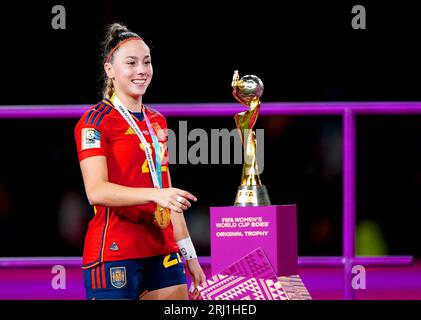 La spagnola Athenea del Castillo dopo essere stata premiata con la medaglia dopo la vittoria nella finale della Coppa del mondo femminile FIFA allo Stadium Australia di Sydney. Data foto: Domenica 20 agosto 2023. Foto Stock