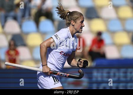 Monchengladbach, Germania. 20 agosto 2023. Louise Versavel, belga, raffigurata durante una partita di hockey tra la nazionale belga di hockey delle Red Panthers e i Paesi Bassi, domenica 20 agosto 2023 a Monchengladbach, Germania, partita 2/3 nella fase a biliardo dei campionati europei di hockey femminile. I campionati EuroHockey 2023 si svolgono dal 18 al 27 agosto 2023. BELGA PHOTO DIRK WAEM Credit: Belga News Agency/Alamy Live News Foto Stock