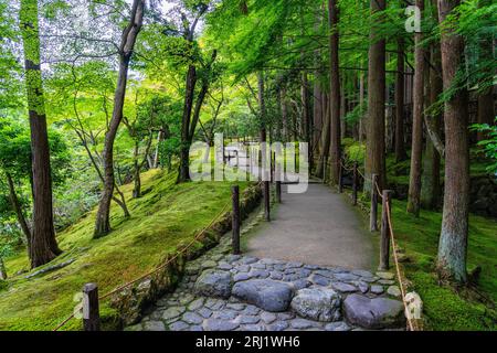 Vista panoramica nel meraviglioso Tempio Ginkaku-ji di Kyoto. Giappone. Foto Stock